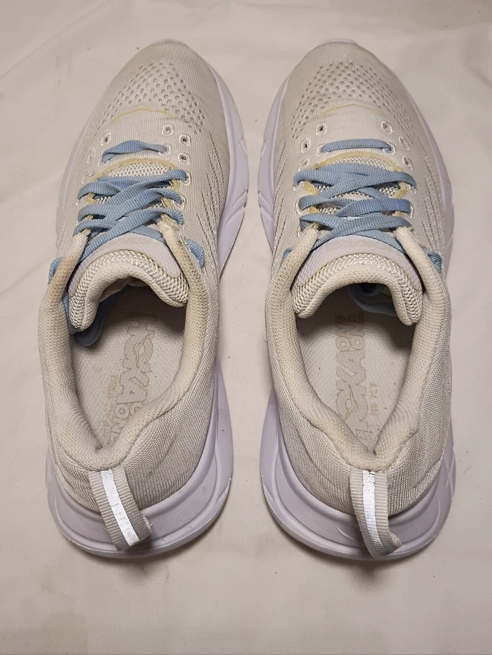 Hoka One One good please